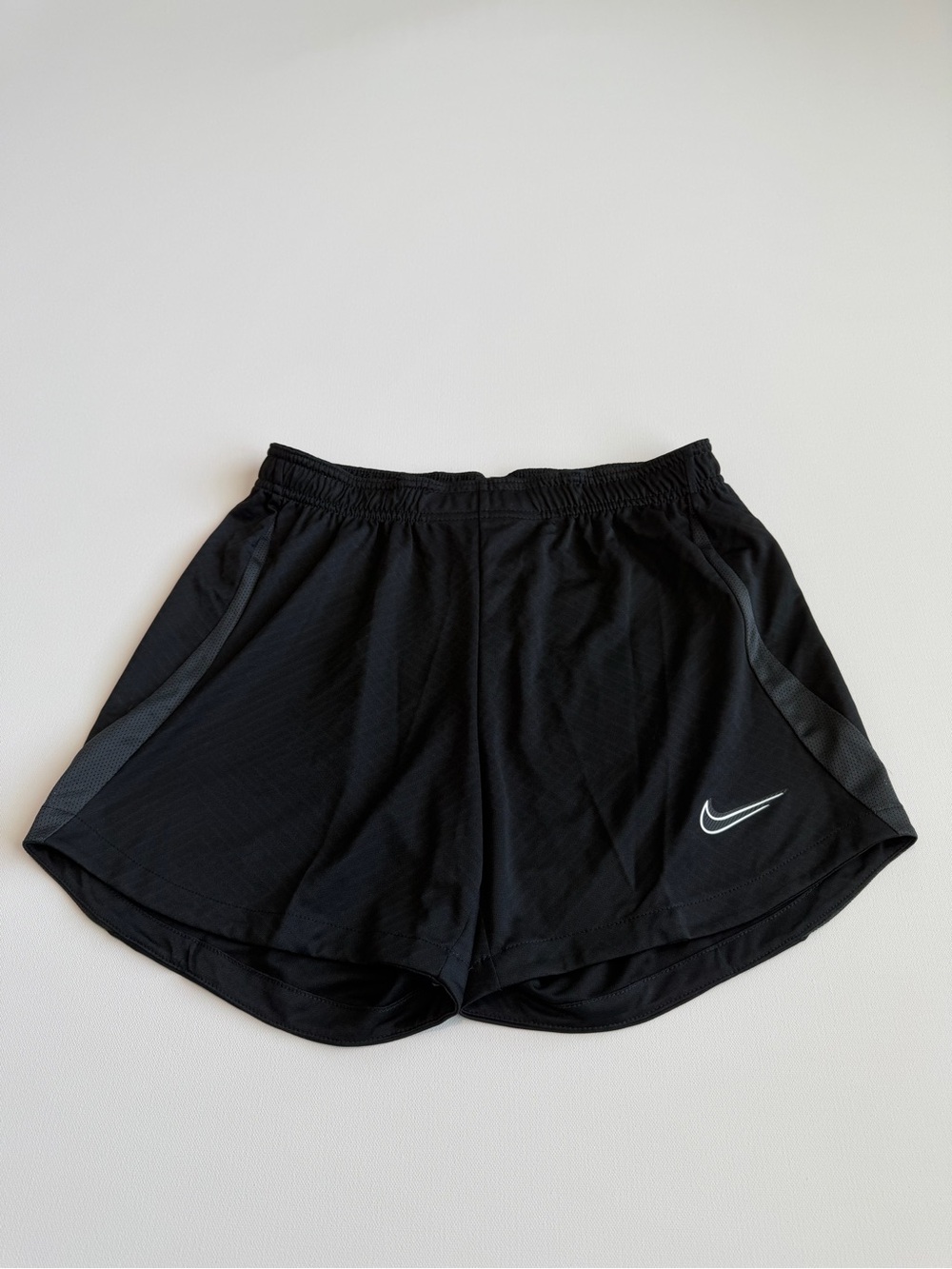 Nike Dri-Fit Academy Women’s Athletic Shorts Black Size Medium Running Fitness